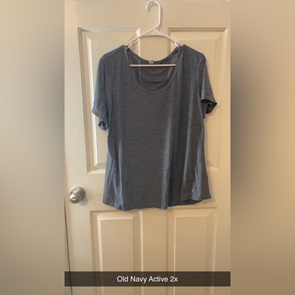 Old Navy active shirt 2x